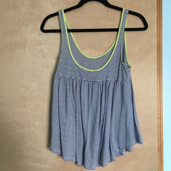 ❗️donating soon❗️AE striped tank - Picture 2 of 3